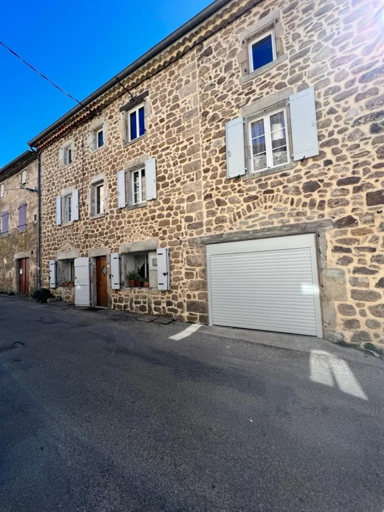 WhatsApp Image 2026-02-26 at 10.49.15 - Grande